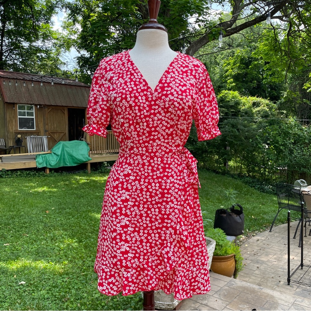 Cherry Blossom Red and White Wrap Dress Puff Sleeve, Ruffled Edge Size M